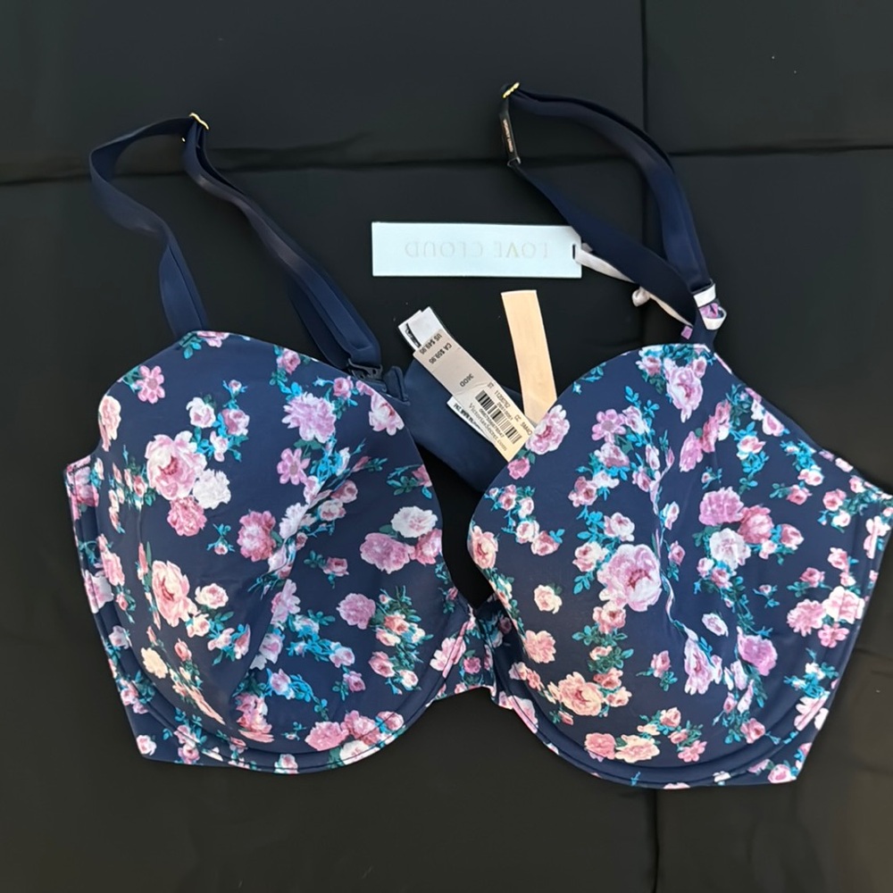 BNWT Love Cloud Bra